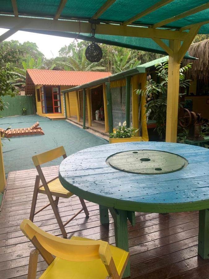 Hostel Encantadas Ecologic メーウ島 エクステリア 写真